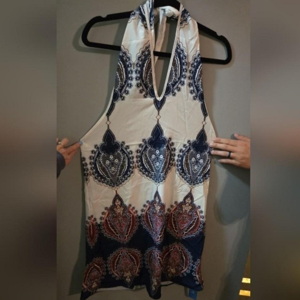 Large Cupshe Navy and Red Paisley Halter Dress Knee Length Resort Wear Beachy - Picture 2 of 2